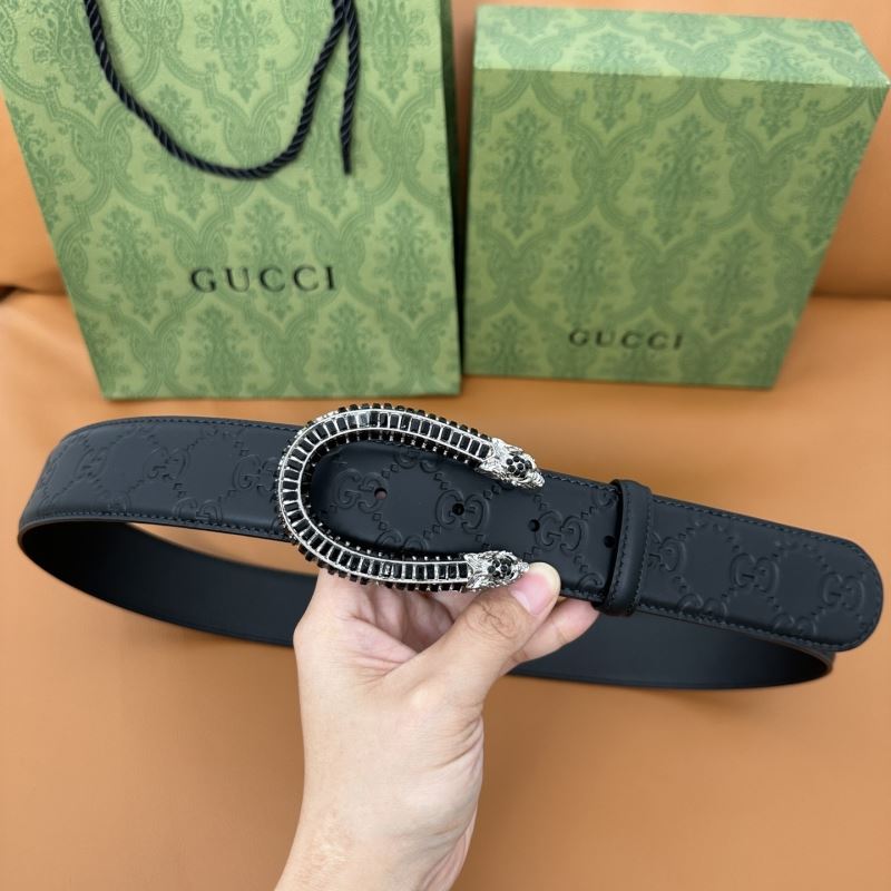 G*u*i belts